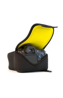 MegaGear Nikon D5600, D3400, D5500, D3300 - Neopren Fotoğraf Makinesi Kılıfı