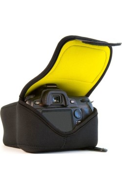 MegaGear Nikon D5600, D3400, D5500 Neopren Fotoğraf Makinesi Kılıfı