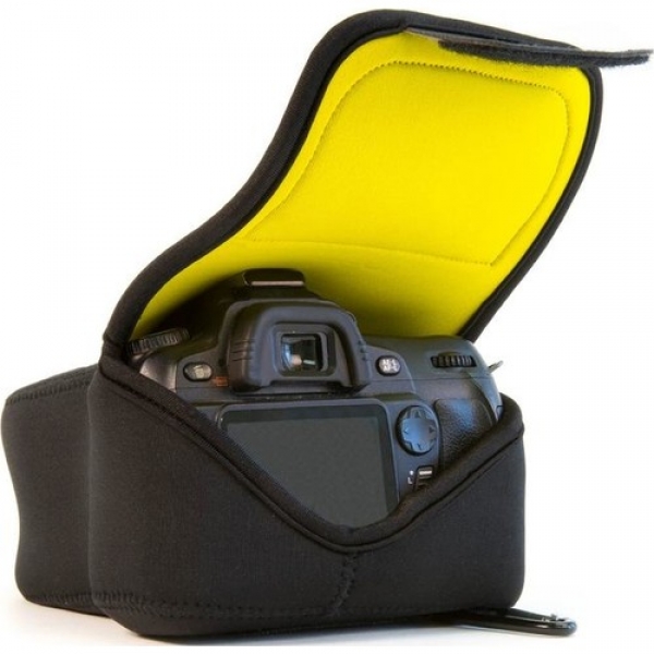 MegaGear Nikon D5600, D3400, D5500 Neopren Fotoğraf Makinesi Kılıfı